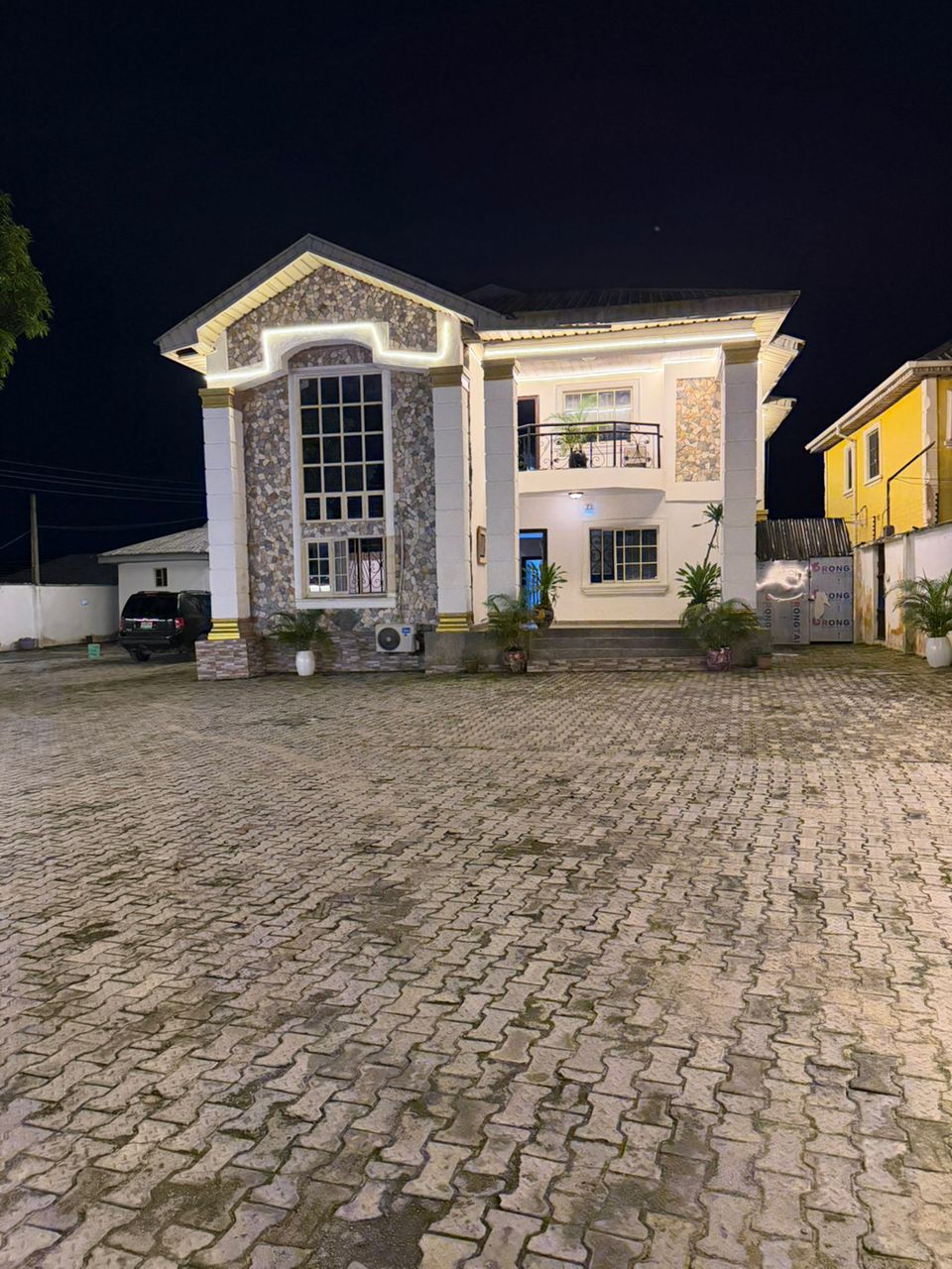 Guest house