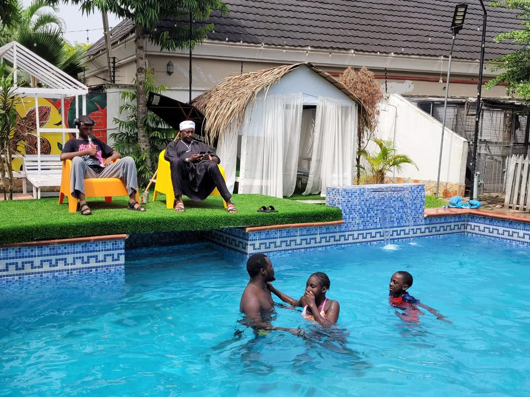 Swimming pool